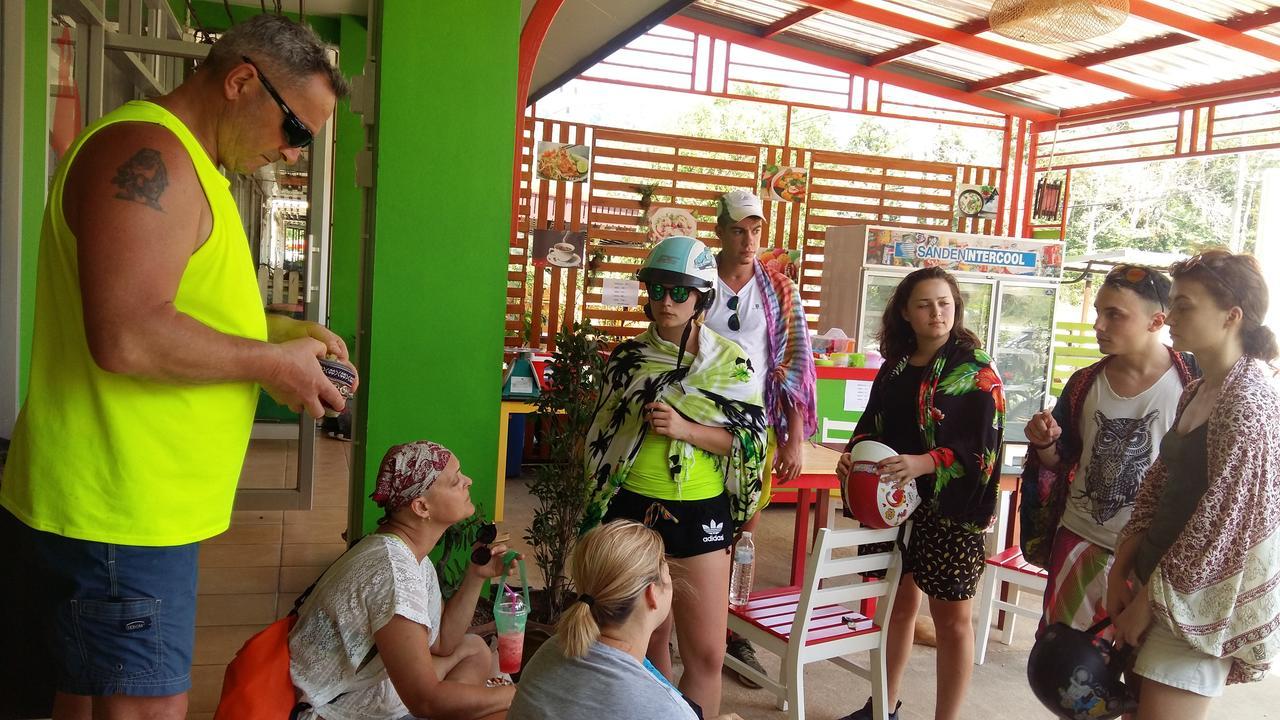 Fan Dee Hostel Koh Lanta Exterior photo