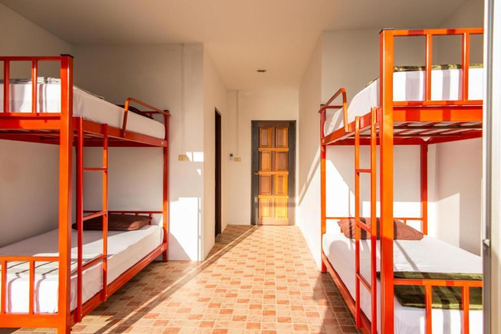 Fan Dee Hostel Koh Lanta Exterior photo